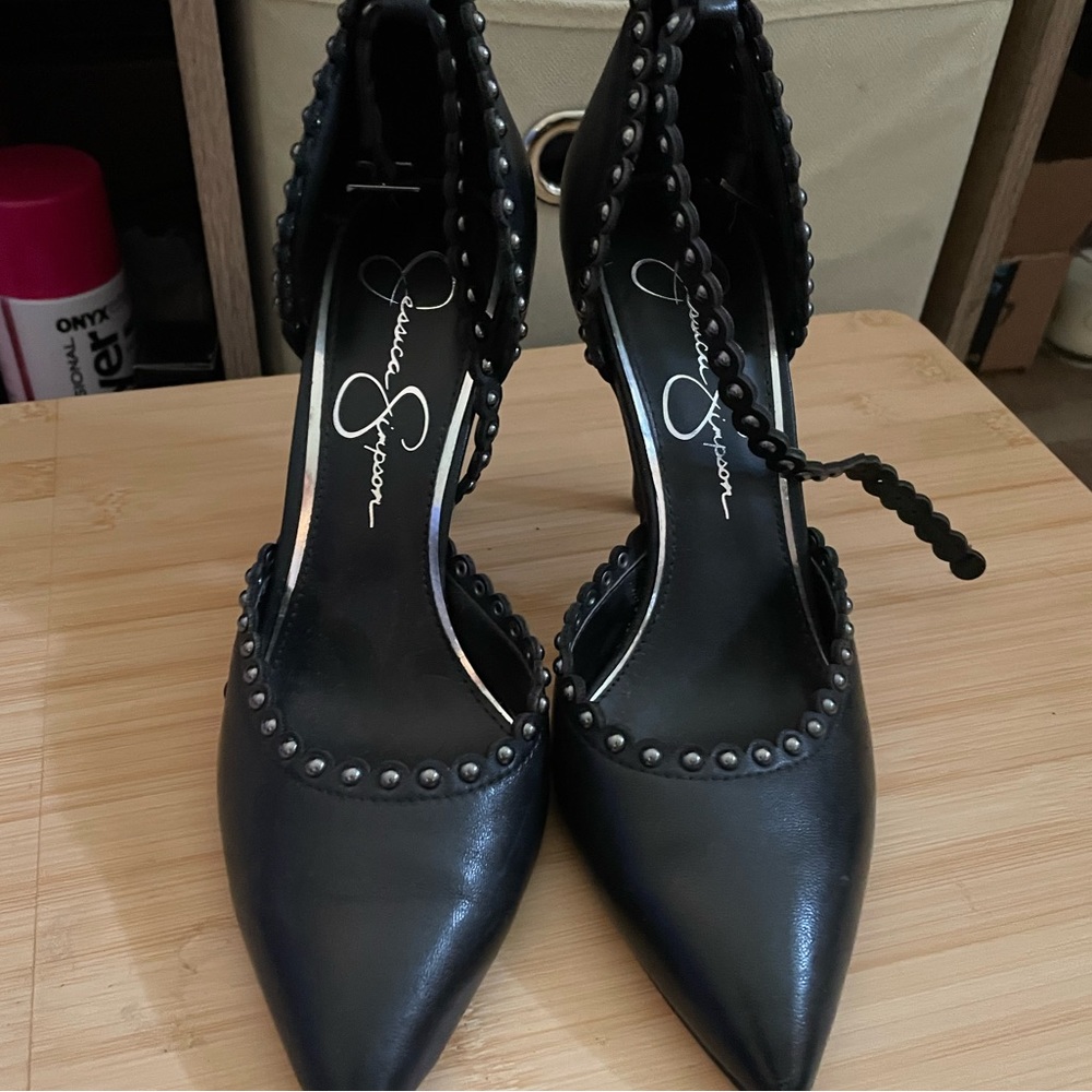 Jessica Simpson Studded Black Pumps